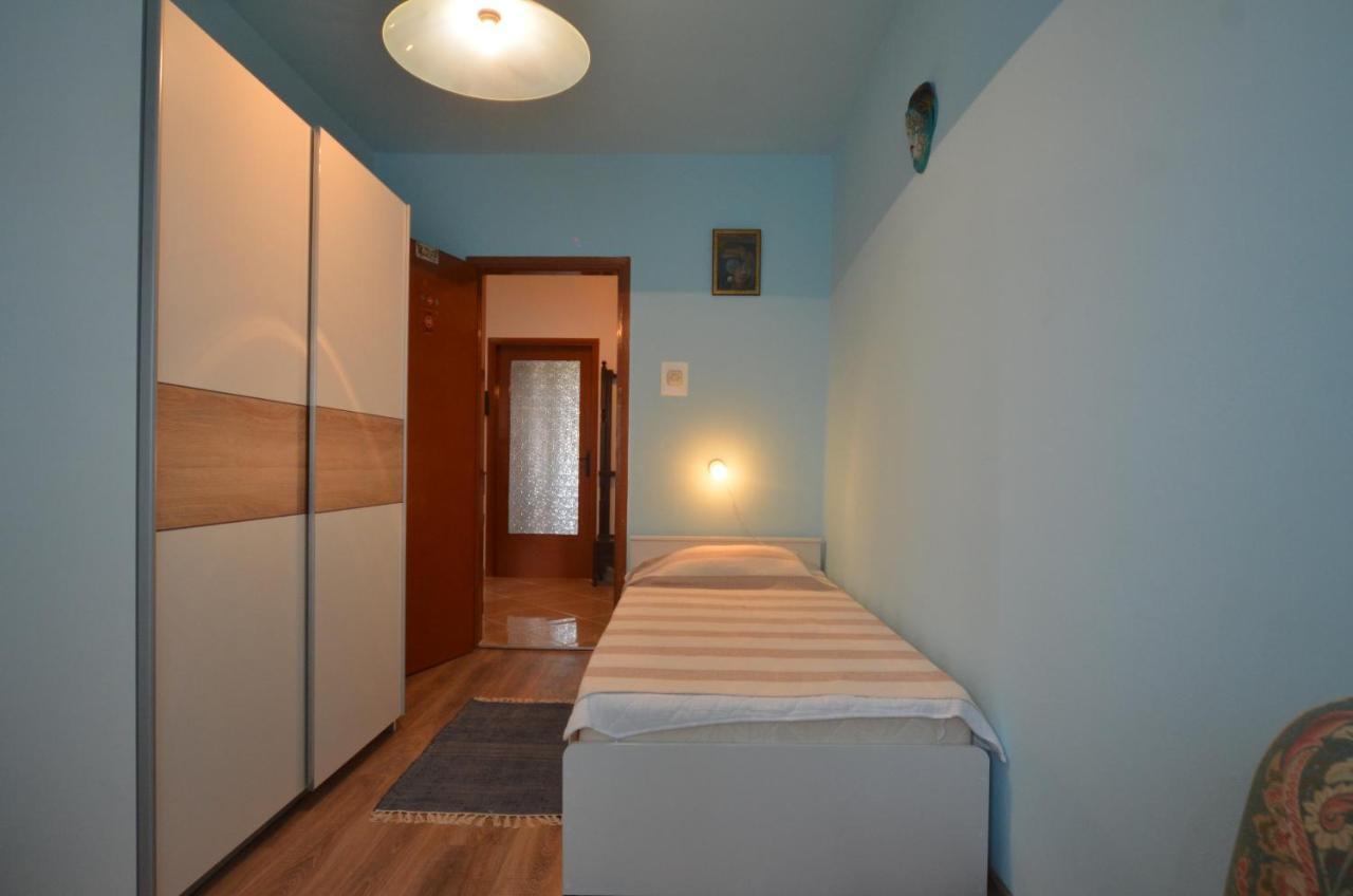 Condominium Apartment 罗维尼 外观 照片